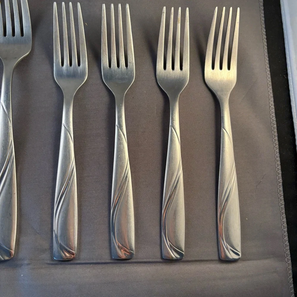 Cambridge Stainless MERCADO‎ SAND Flatware Set Of 19 *Missing 1 Dinner Fork*